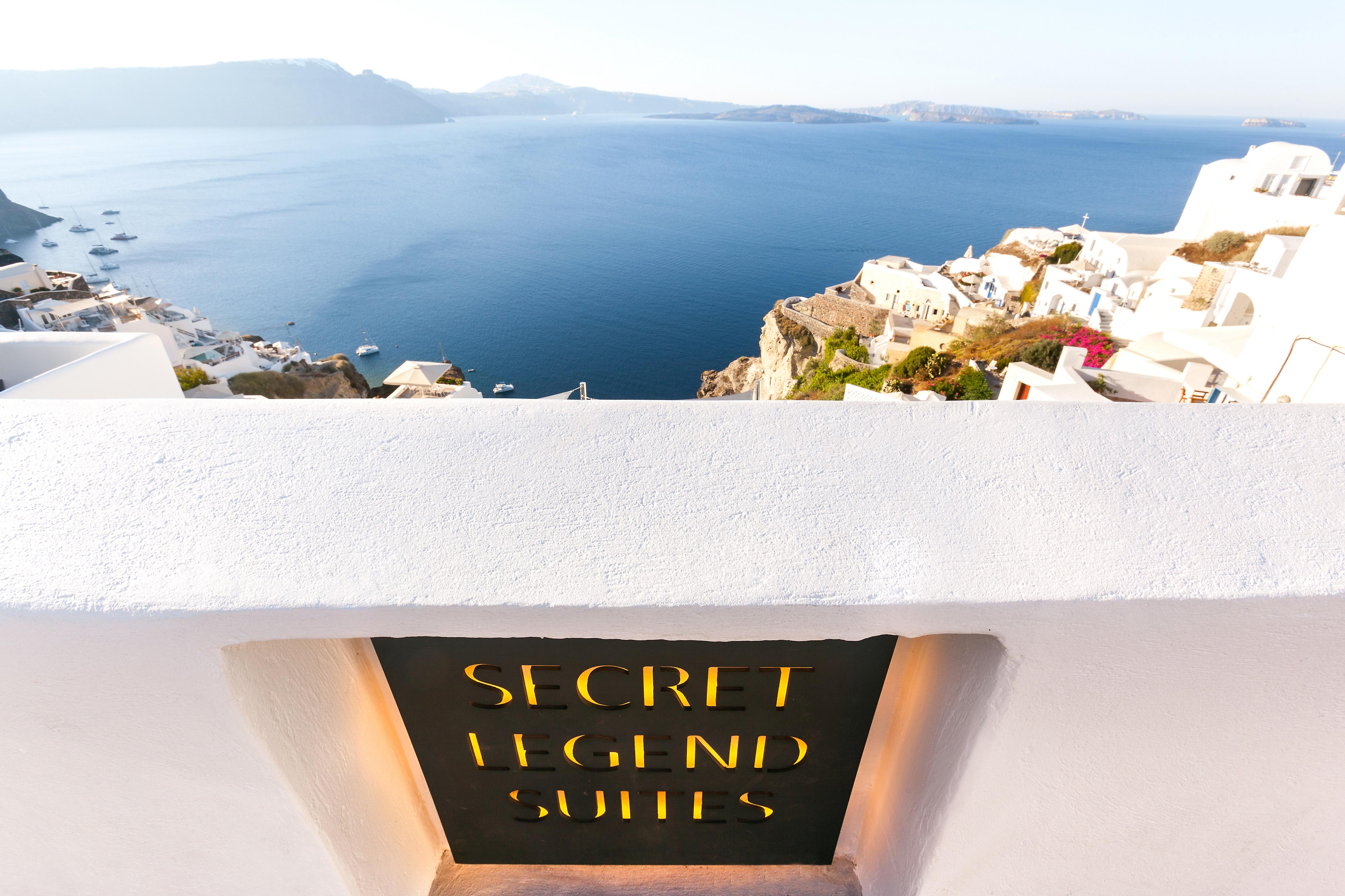 Secret Legend Suites (Adults Only) Oía Exterior photo