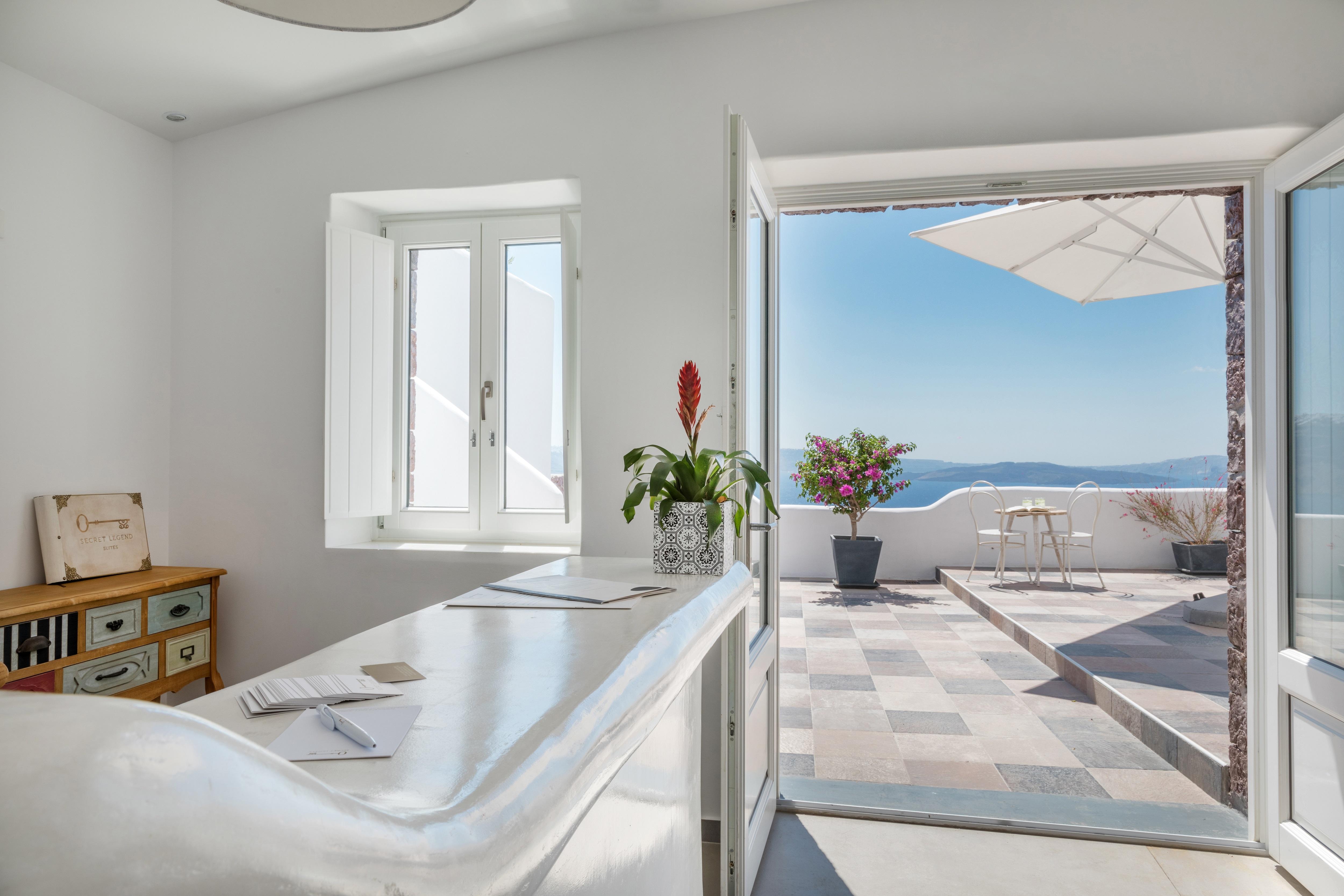 Secret Legend Suites (Adults Only) Oía Exterior photo